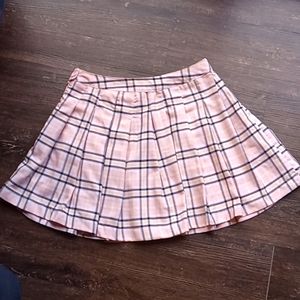Junior/Women's plaid pleated skirt